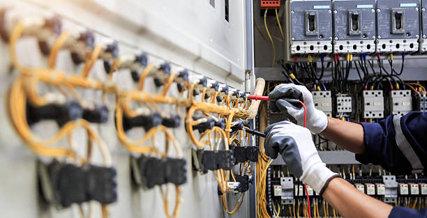 Professional Electrician technician working in Camp Barrett, VA